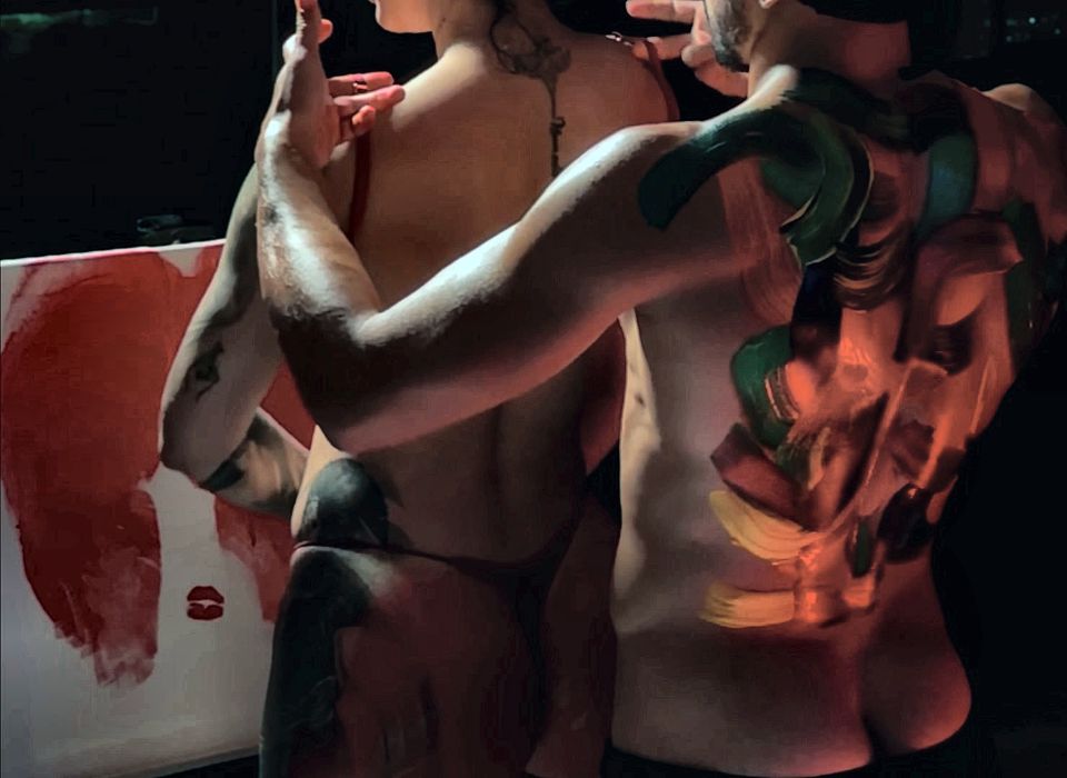 The painting teacher wanted to put his cock in some tits, so I invited him over and he ended up fucking me and leaving my pussy