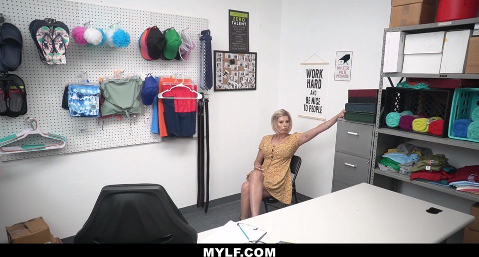Amber Chase Shoplyfter MYLF Sex