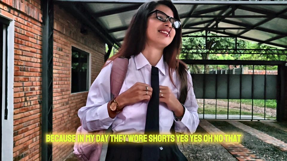 teenager enters her stepsister room to have sex after school