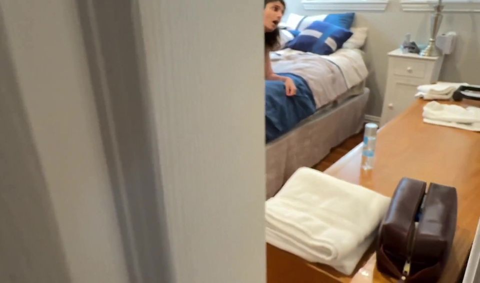Wife Becomes a Cuckqueen