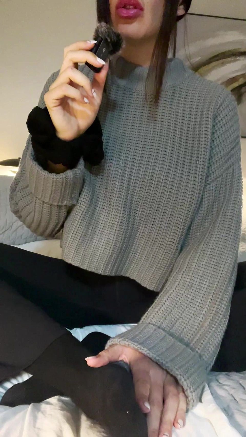 Jerk off to my soft pink oily soles (Foot fetish JOI)