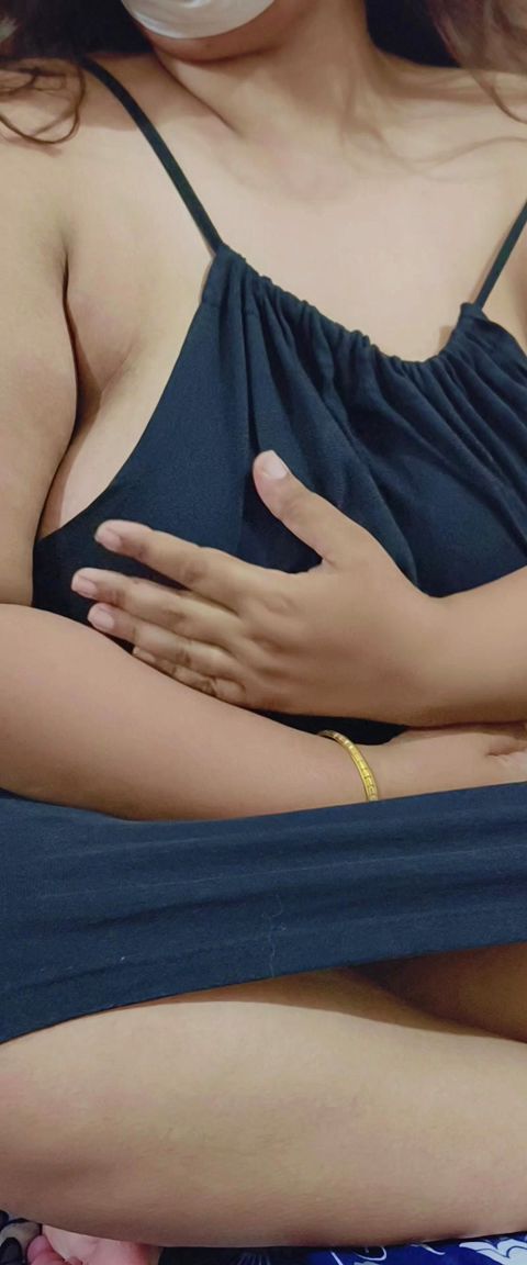 A pakistani teacher fuck her student. big boobs teacher