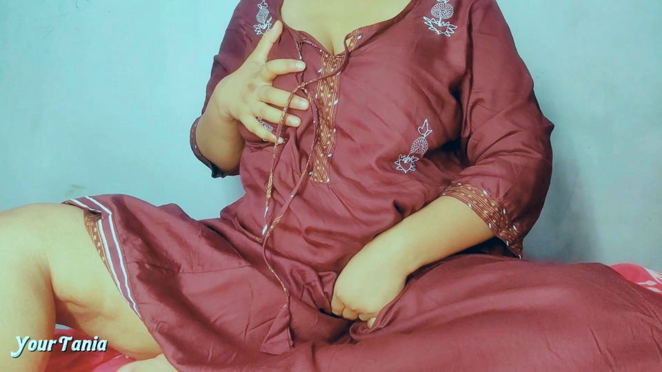 Most hotest indian college girl tania teasing nude video