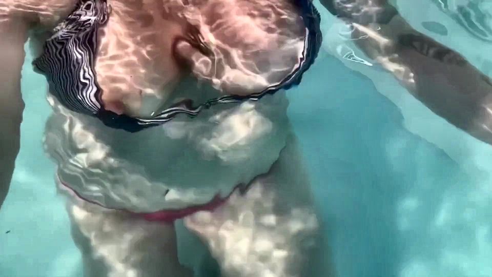 Artemisia Love Flashing Her Juicy Big Tits at the Pool