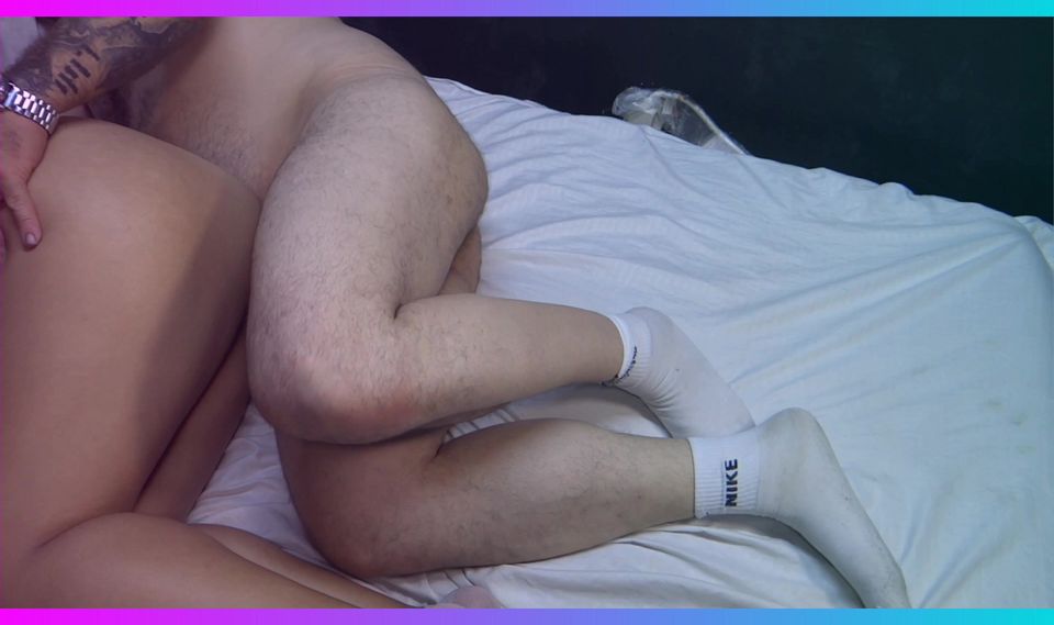 PUCHIS - REAL SEX WITH LATINA MILF