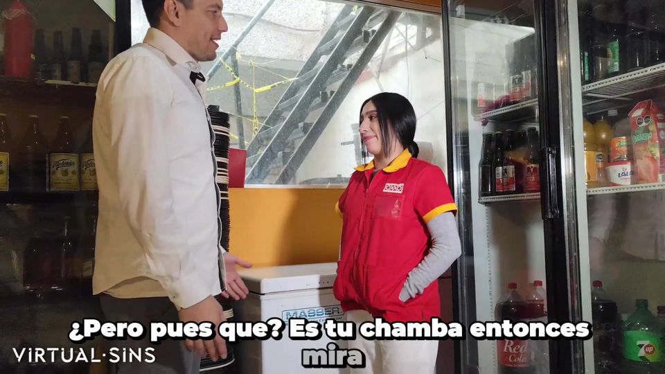 Oxxo employee fucks the boss.