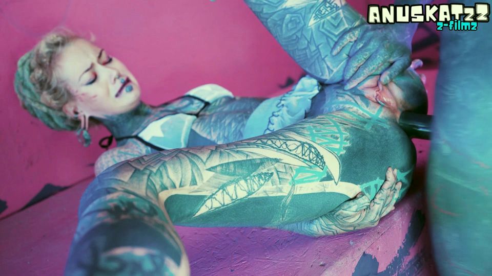 Dreadhead Tattooed Girl Gets Anal Fucked After Dildo Play