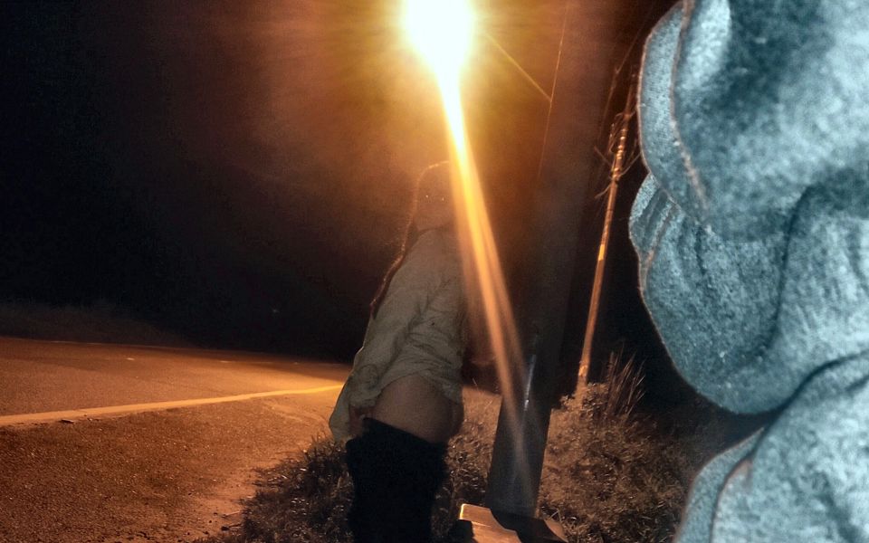 Mostrei Minha Bunda Para Um Estranho No Ponto De Onibus