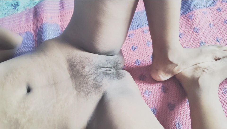 When Aunty asked her to move her penis, she started asking for pussy fucking.