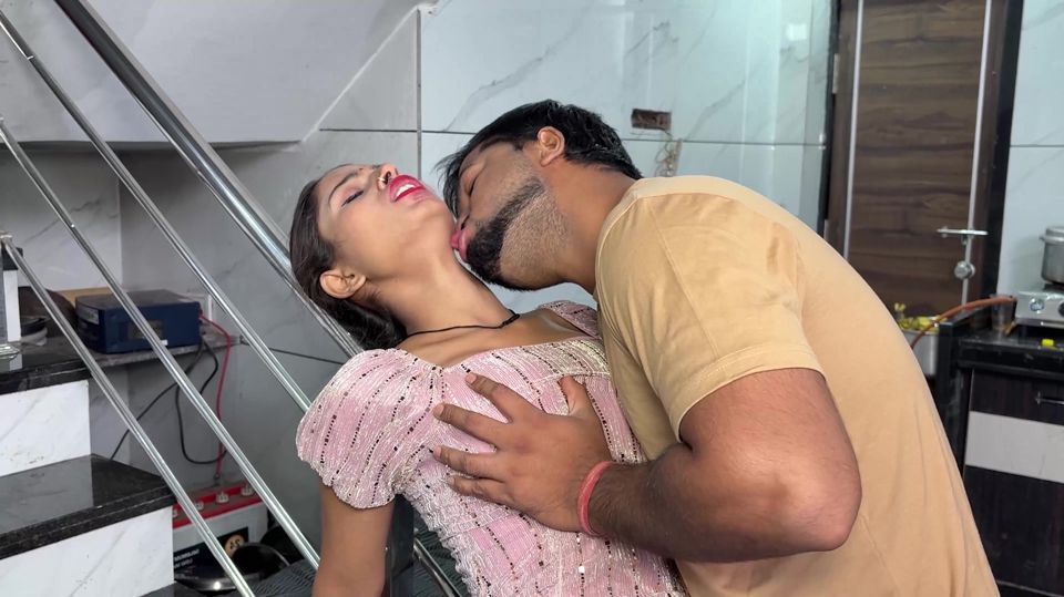 Ladki Ko Flat Mein Bulaake Pela Hot Desi Sex