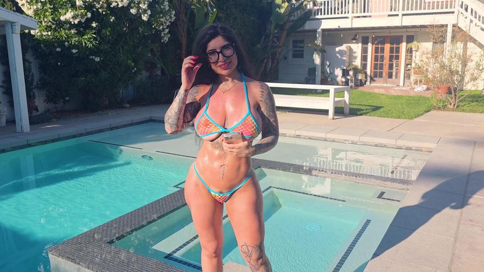 Arabic Goddess Sandra Mehio Fucking Big Cock Neighbor