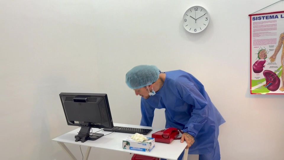 Method Doctor relieves my discomfort with his big thick cock inside my tight pussy... instant relief