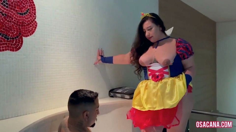 Snow White Gives Herself to the Dwarf
