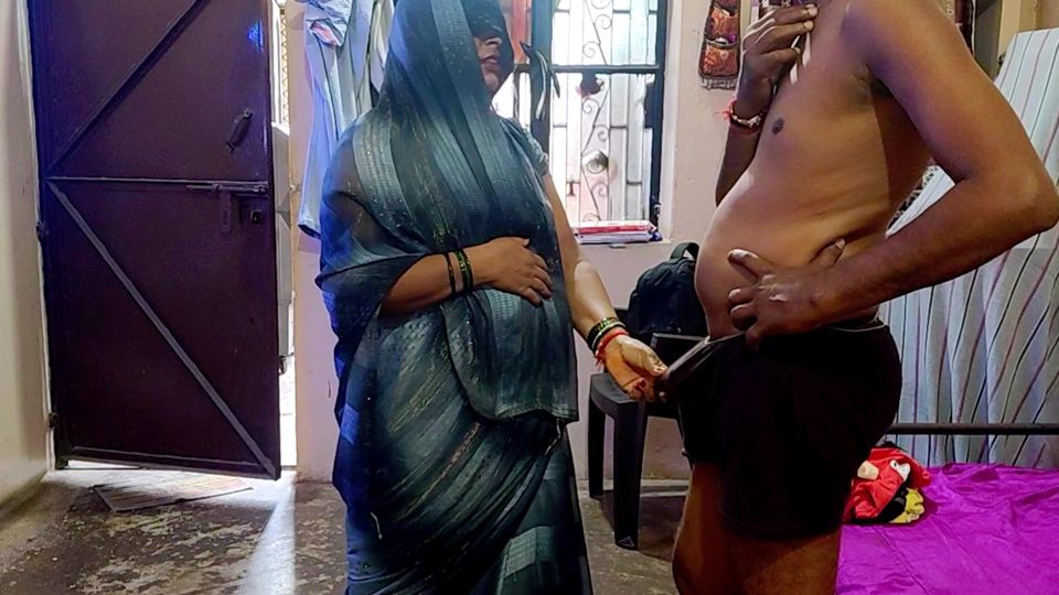Desi bhabhi fuking neighbour boy's hindi audio