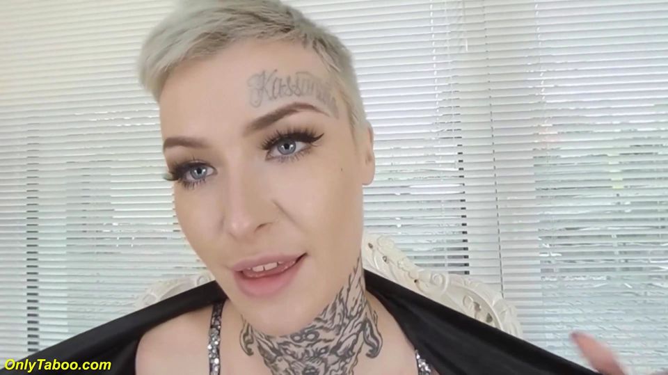 Tattooed Skinny Stepsis Stretching Her Holes
