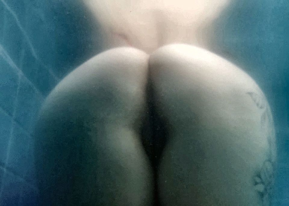 Risky Secret Sex in the Pool with a Stepsister and Distracted Stepfather at the Barbecue