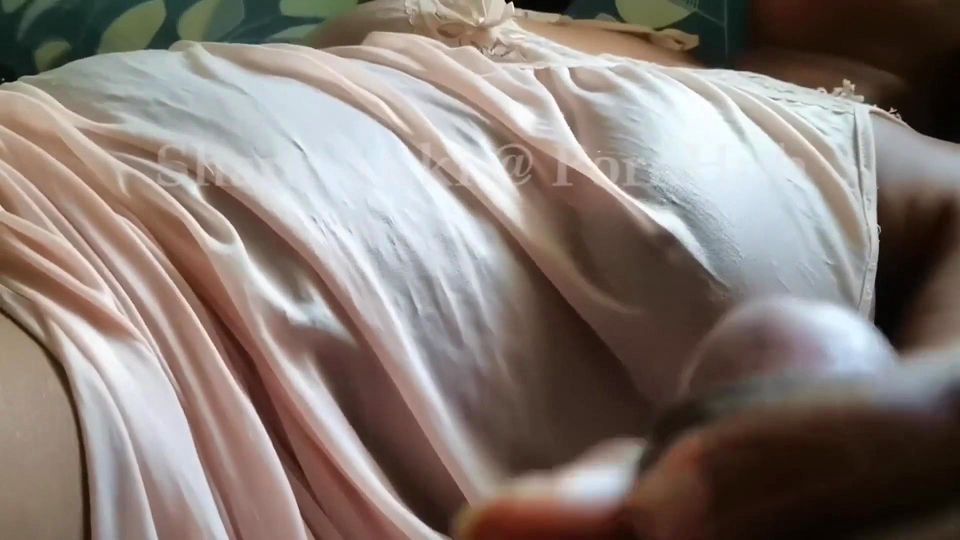 Sri Lankan Wife Having Phone Sex with Her Lover and Giving Husband a Hand Job