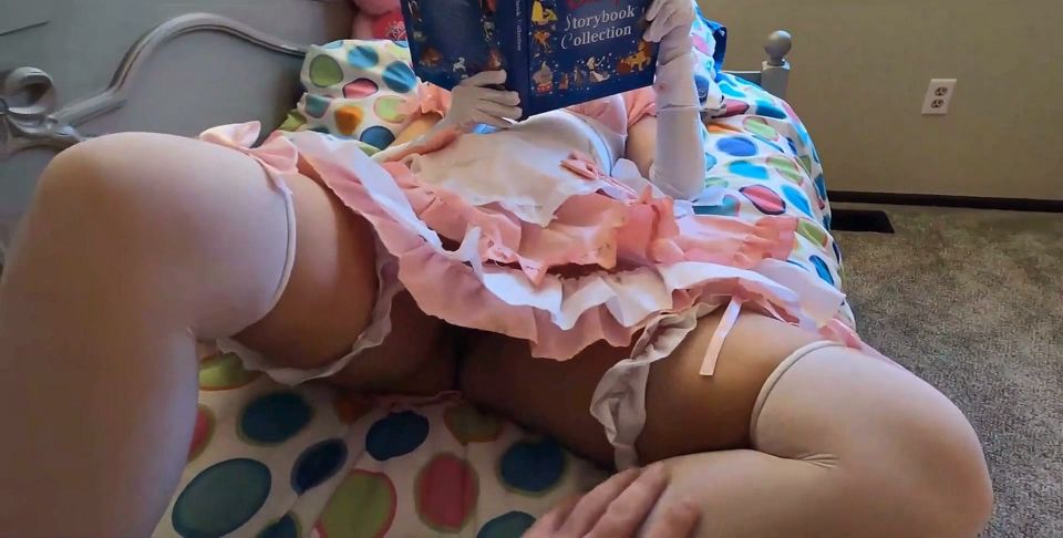 Cosplay Teen Gets Tucked in by Old Man and Rewards Him with Sex