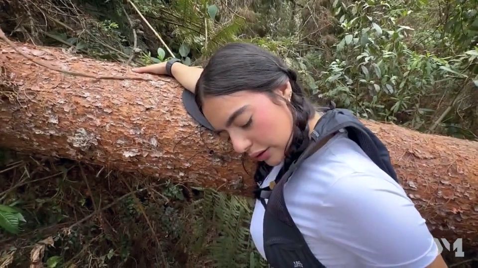 Hiking with Iris Rodriguez Ends in Outdoor Anal Sex - Danner Mendez & Iris Rodriguez