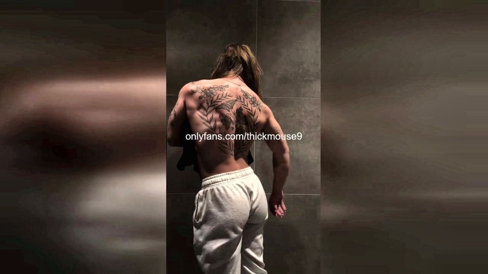 18yo Gangbang Slip Caught on TikTok Live Fail