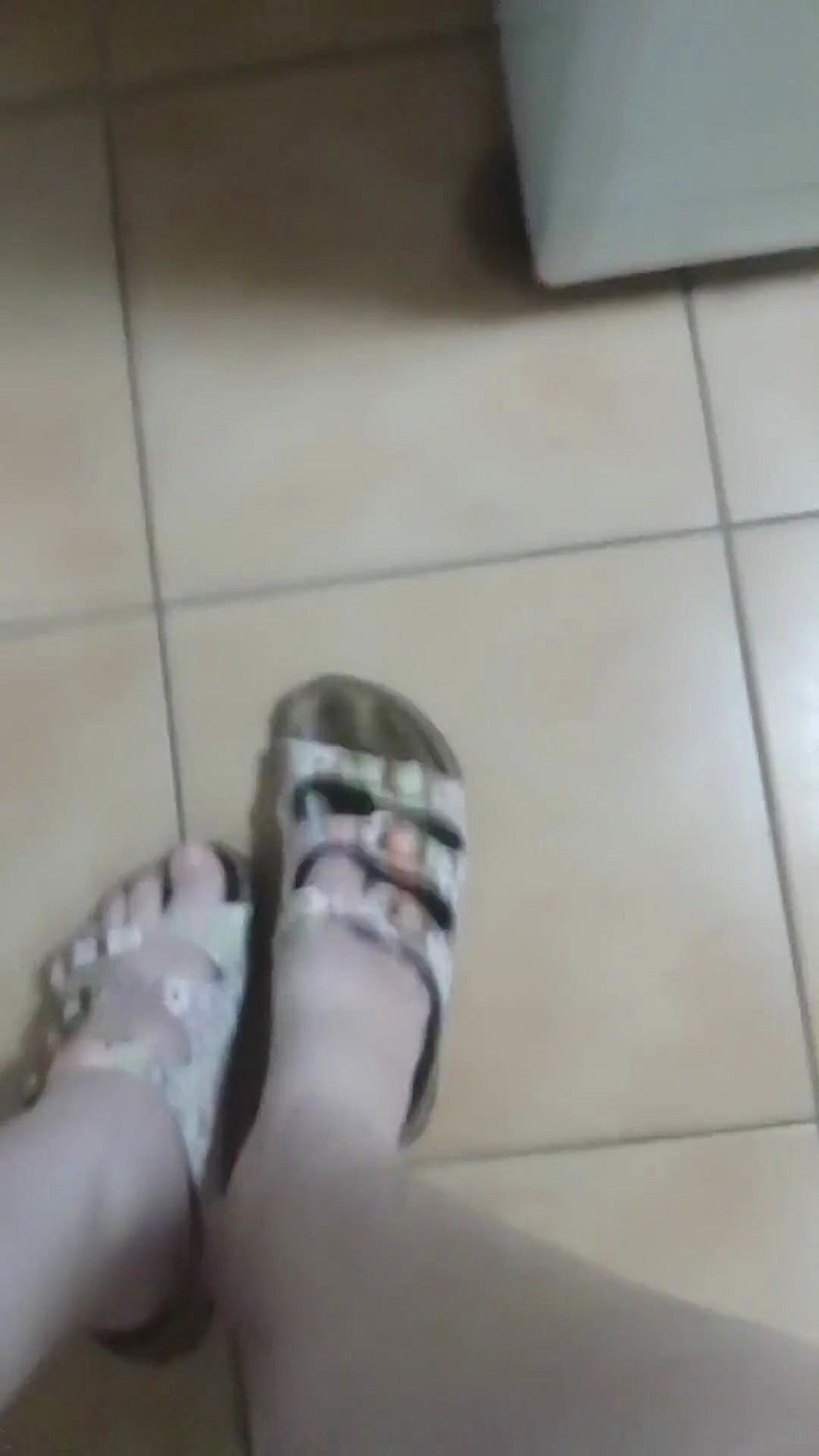 Creamy Slippers