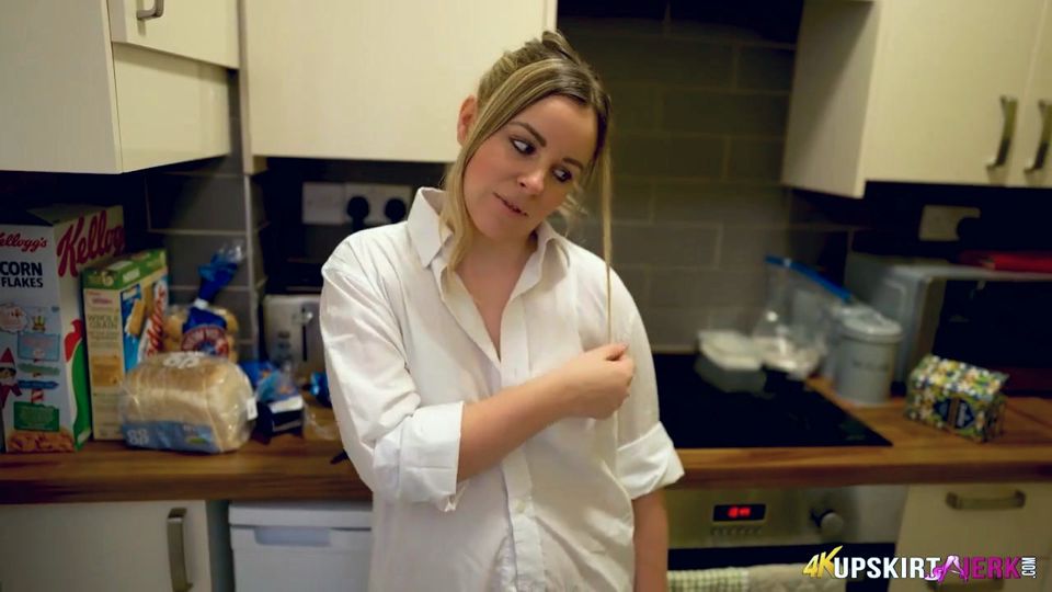Anna Belle - Top Shelf Totty