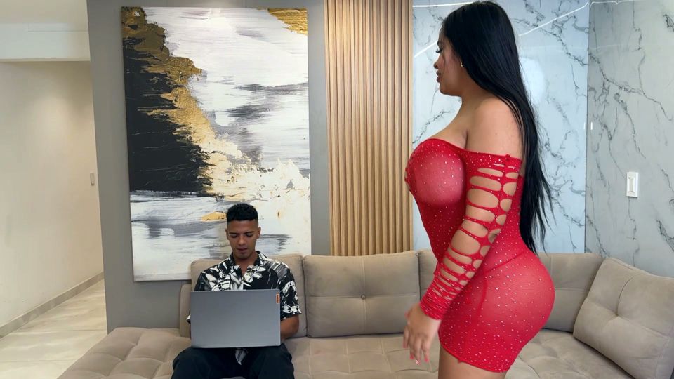 You Have It Bigger Than Your Stepfather! BBW Stepmom Bounces Her Ass on My BBC and Gets Her Cum!
