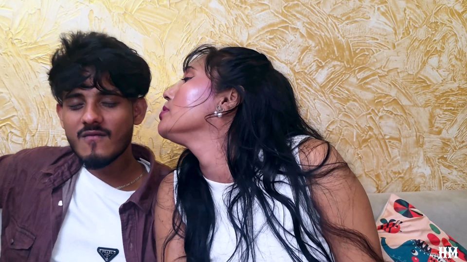Indian Asian Desi Style Foursome Storical Gangbang Hardcore Softcofe Licking Kissing Sexual Video