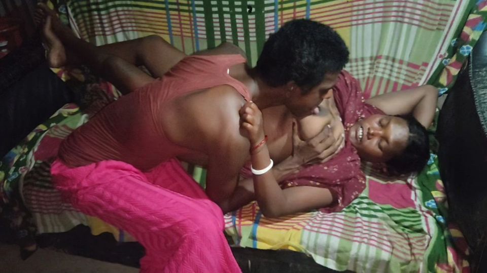 Bhabhi ko land chusa hai aur chudai