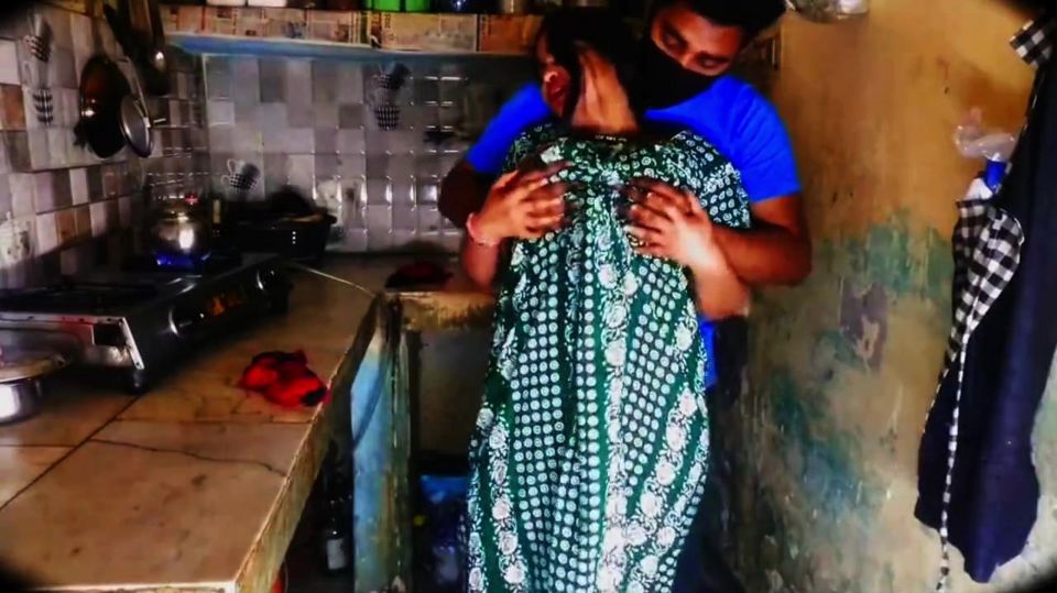 Aunty Was Working in the Kitchen When the Neighbor Boy Came and Started Pressing Her Big Soft Boobs