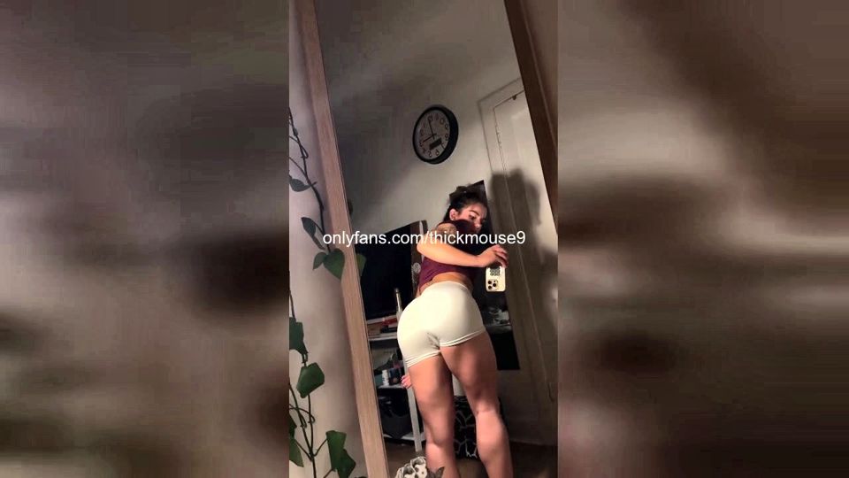 18 year old pussy live