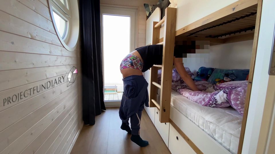 Vulnerable stepdaughter used by Stepdaddy