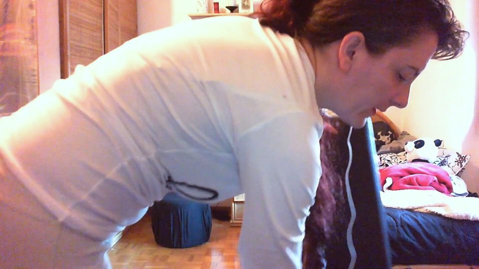 Amazing butt plug orgasm