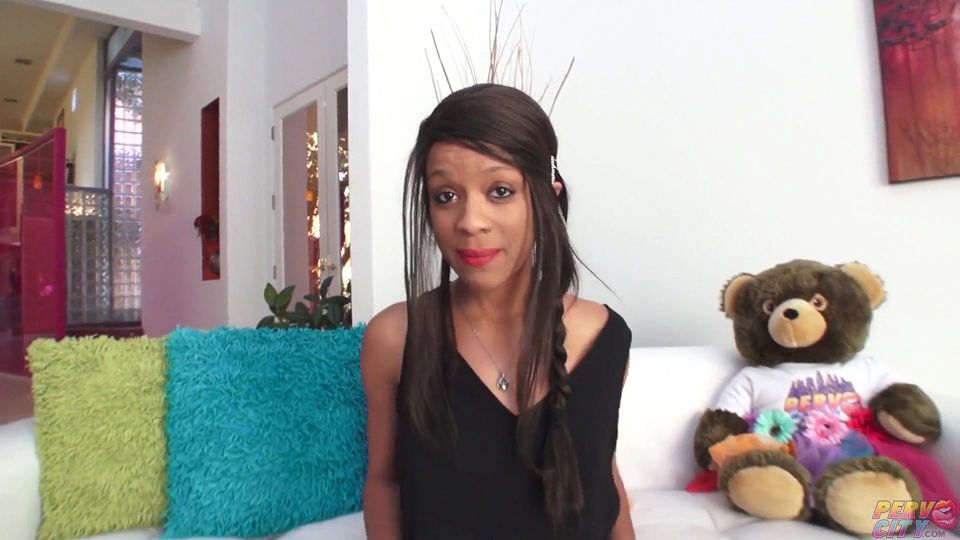 Ebony Babe Verta Solo Masturbation