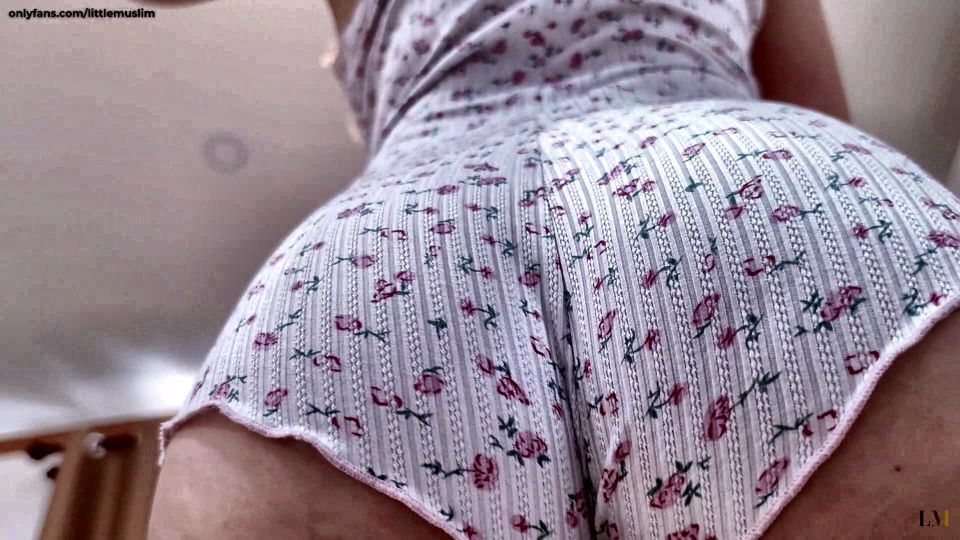 POV: A Naught Malaysian Hijabi Showing Off Her Sexy Body On The Cute Jumpsuit