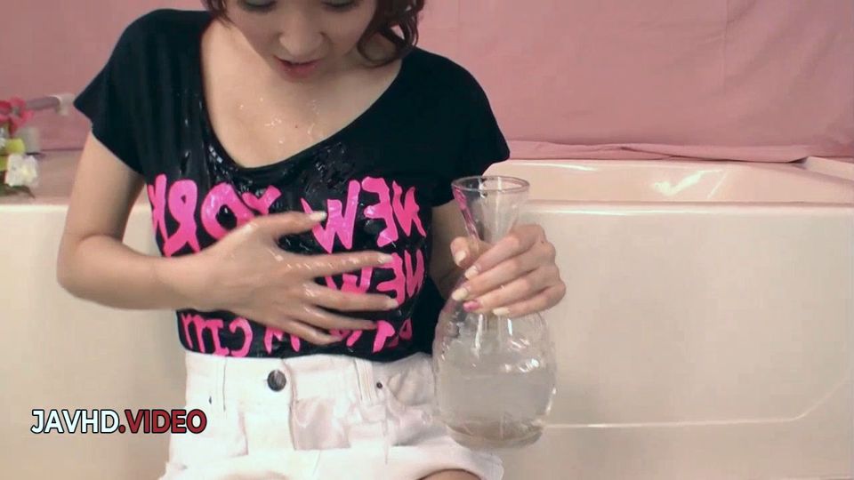 Hikaru Shiina's Sensual Japanese Blowjob and Handjob Scene