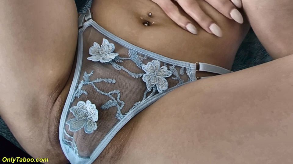 Beauty Stepsis Fist Fuck Her Tight Holes