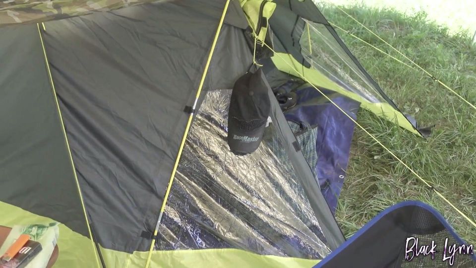 Risky Camping Blowjob While Nobody Sees