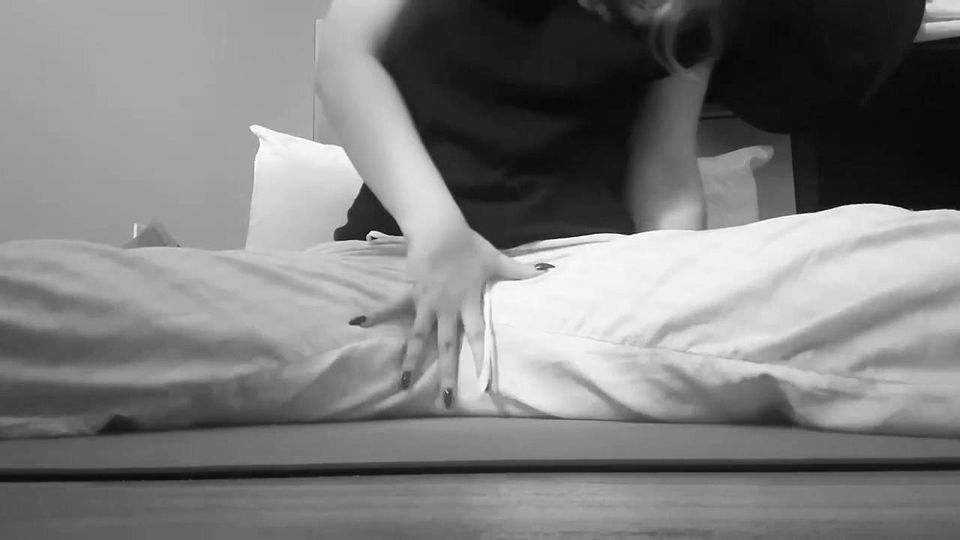 18 yr old virgin masturbates for the first time