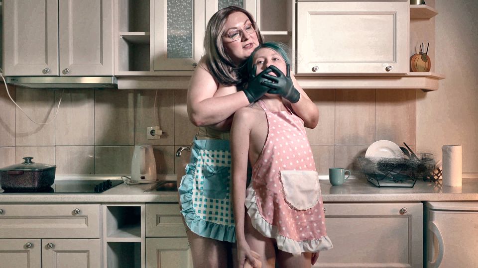 Gloved Hand Over Mouth - Tall Stepmom Inspects & Dildo Fucks Her Tiny Stepdaughter