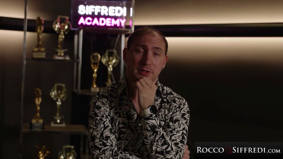 ROCCO SIFFREDI - BTS Amber Slassh - Hot Brunette Beauty, Huge Cock, Hardcore
