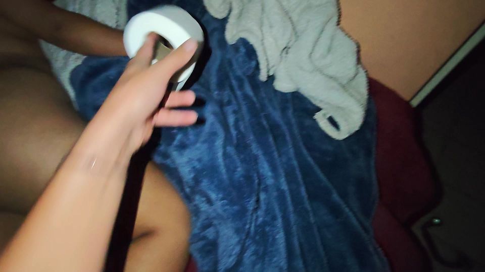 Fuck me hard and hard please and don't tell my husband! I have sex with mature big ass who fixes motorcycles