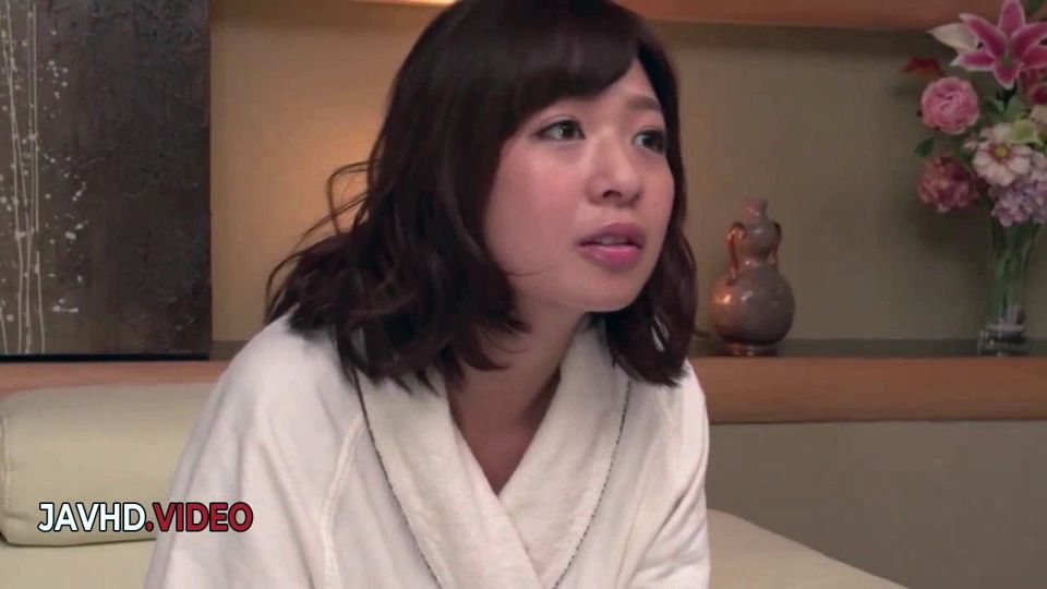 Wakaba Onoue's Big Tits Shake During Passionate Creampie