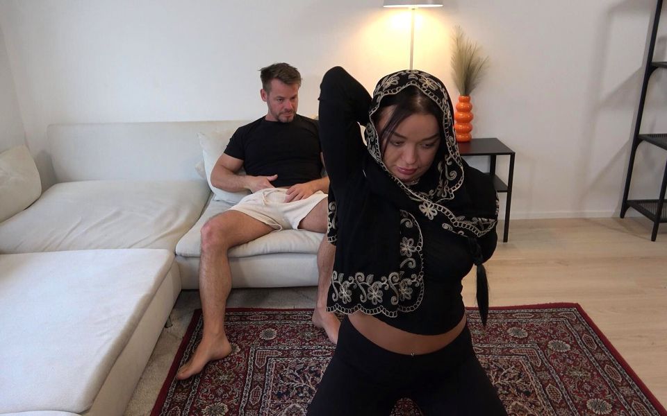 Hijabi Big Ass Wife Was Doing Fitness Exercises in Front of Her Brother-in-law