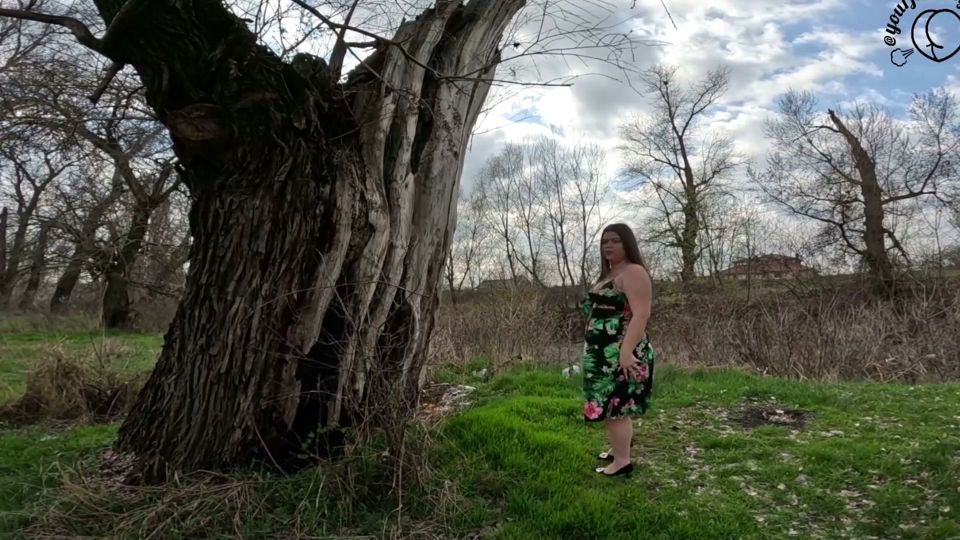 Dress Compilation: Dress & Stinky Farts