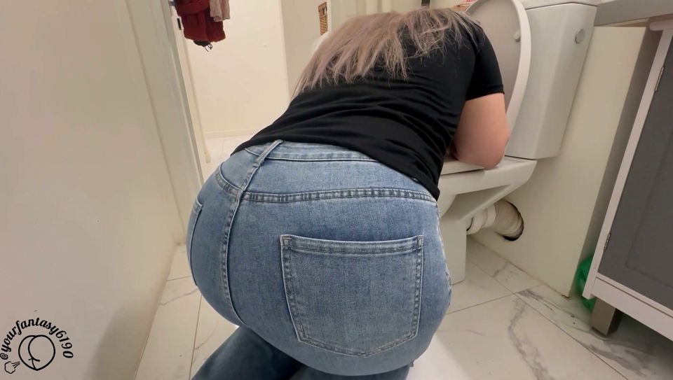 Jeans Fart & Gag: Toilet Turmoil