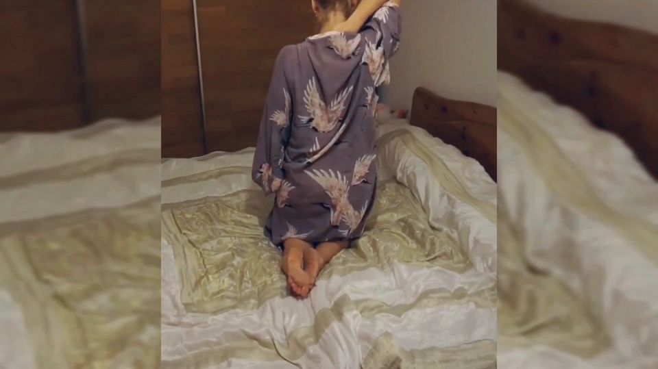 Amateur Blonde Mature Wife Enjoys Sex